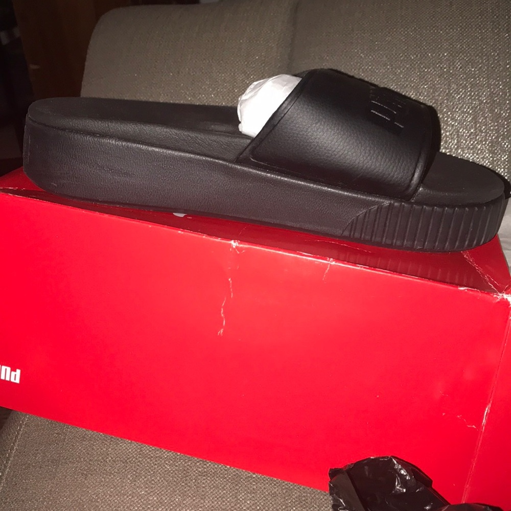 Authentic Puma Platform flip fops